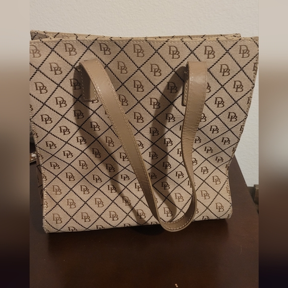 Dooney and Burke purse - Picture 2 of 3